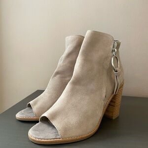 Dolce Vita Suede Peep-Toe Ankle Booties in Light Taupe